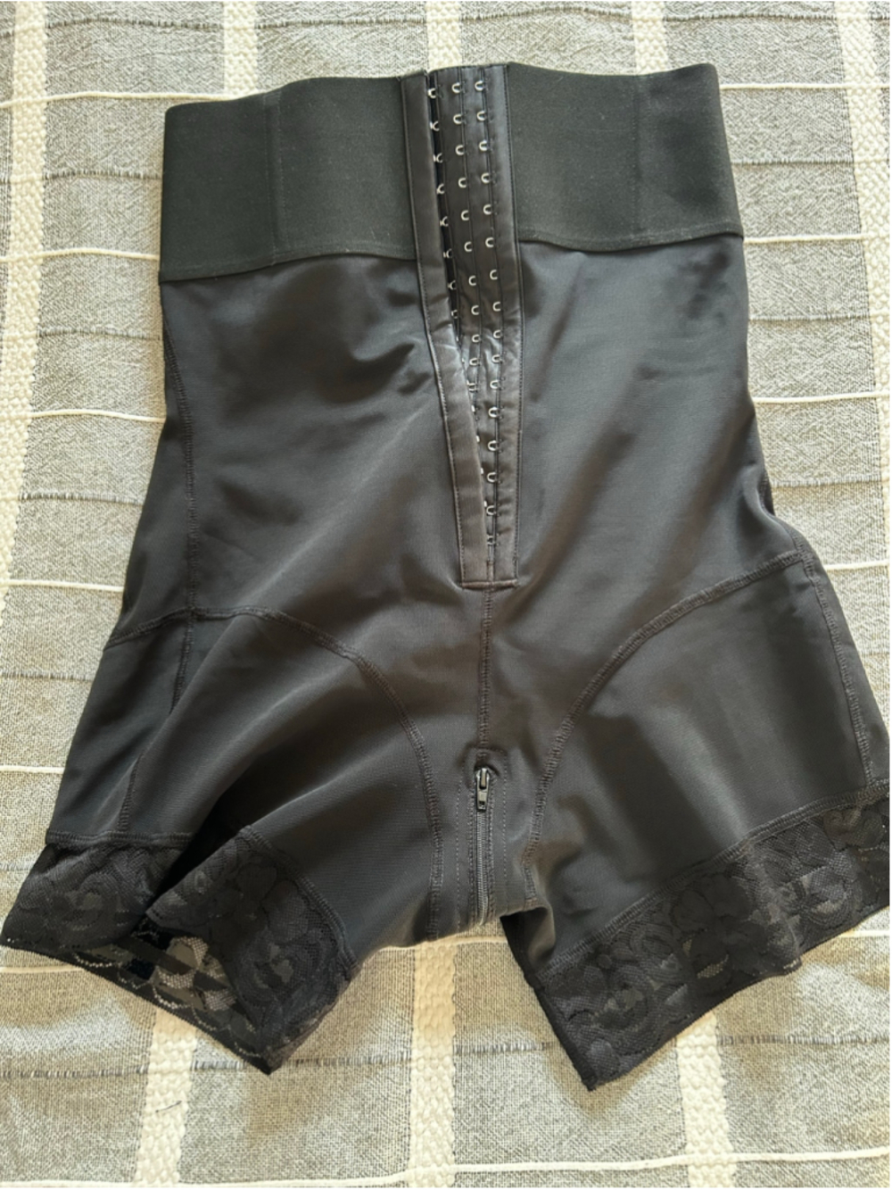 NWOT Black Tummy Shapewear Shorts Size XL